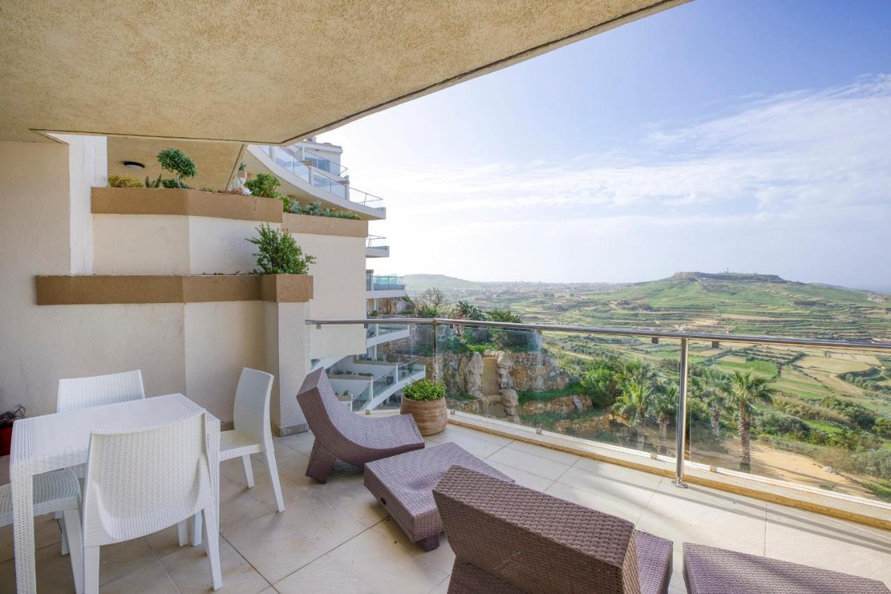 Apartment With Pool-Hosted By Sweetstay Zebbug  Exterior foto