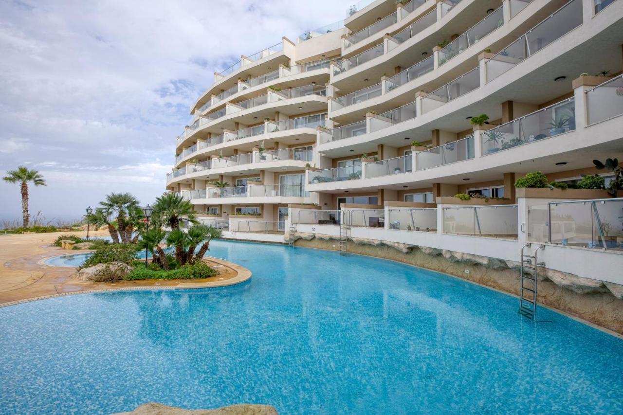Apartment With Pool-Hosted By Sweetstay Zebbug  Exterior foto
