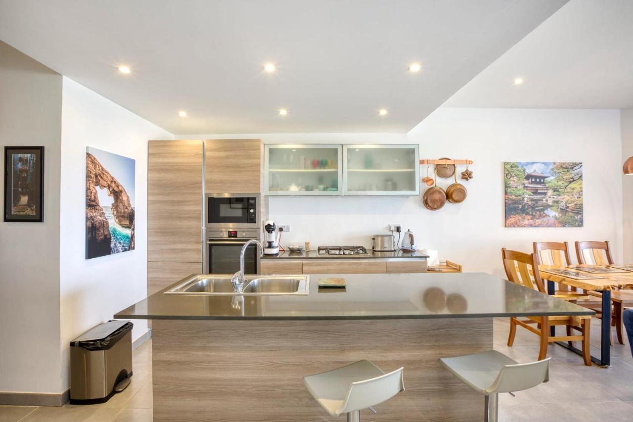 Apartment With Pool-Hosted By Sweetstay Zebbug  Exterior foto